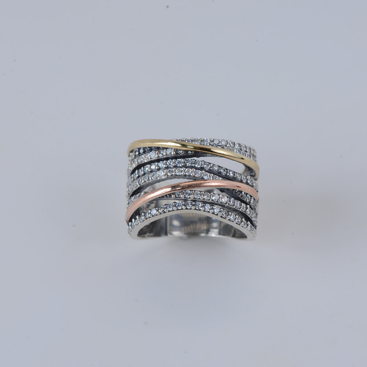 Elegant Sterling Silver 9.25 Ring with Gold-and Rosėplating